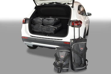 images/productimages/small/m24501s-mercedes-benz-gla-h247-2020-car-bags-1.jpg