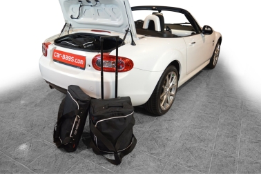 images/productimages/small/m30701s-mazda-mx-5-nc-2005-2015-car-bags-12.jpg