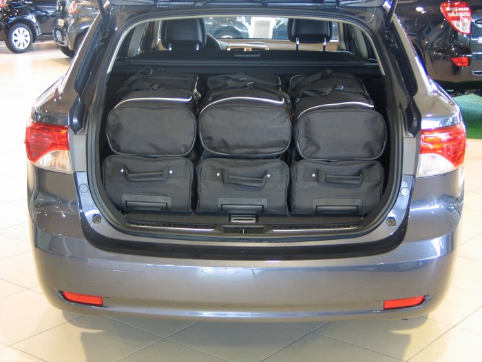 Toyota Avensis III 2008-2018 wagon