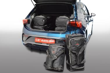 images/productimages/small/c30301s-cupra-born-2021-car-bags-1.jpg