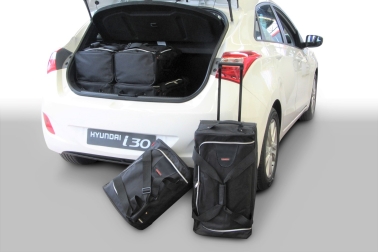 images/productimages/small/h10401s-hyundai-i30-gd-5d-12-car-bags-1.jpg