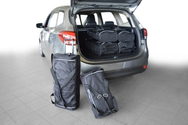 images/productimages/small/k11201s-kia-carens-13-car-bags-1.jpg