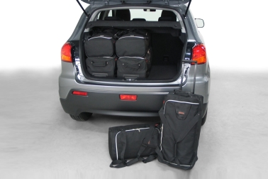 images/productimages/small/m10301s-mitsubishi-asx-10-car-bags-1.jpg