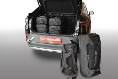 images/productimages/small/v15901sp-volkswagen-id-5-2022-travel-bag-set-1.jpg