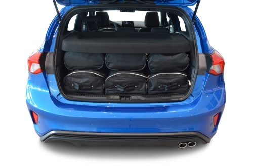 Ford Focus IV 2018-heden 5-deurs (verstelbare laadvloer in de hoogste stand)