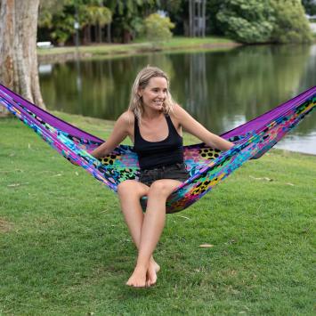 Kasey Rainbow gerecyclede hangmat incl. riemen